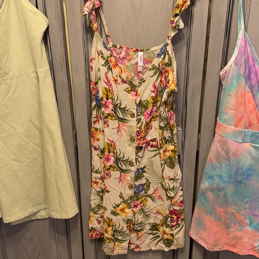 Dress bundle - Picture 3 of 4